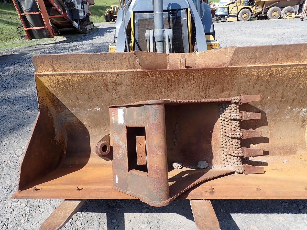 Used 2018 John Deere 410L Loader Backhoe LOADED! Q/C FORKS EXTENDAHOE