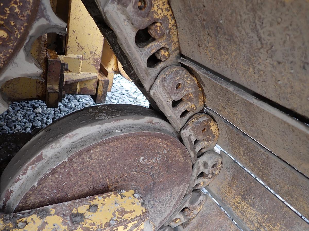 Used 1986 CAT D4H LGP Crawler Dozer DIRECT DRIVE W/ WINCH 2200 HOURS!