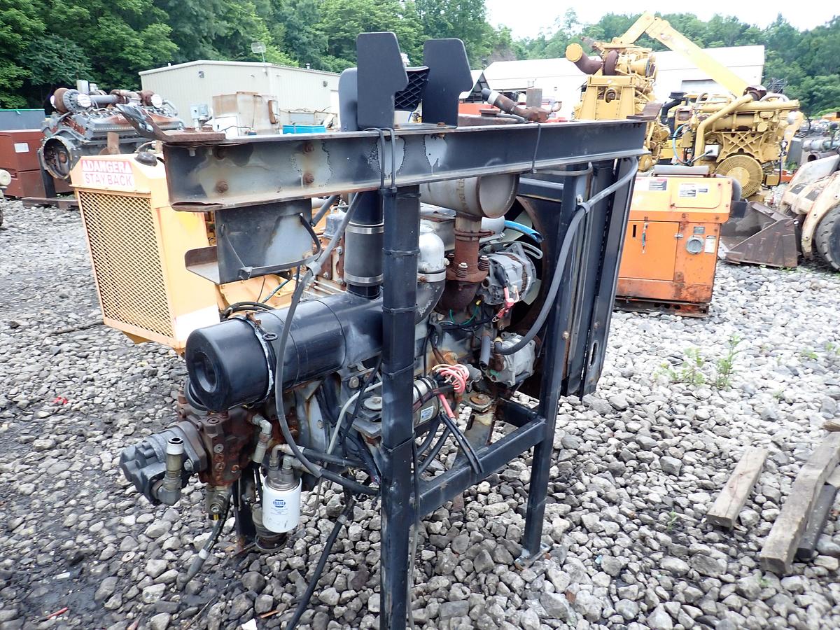 Used Perkins 1004-42 Diesel Engine AR70436 LOW HOURS!