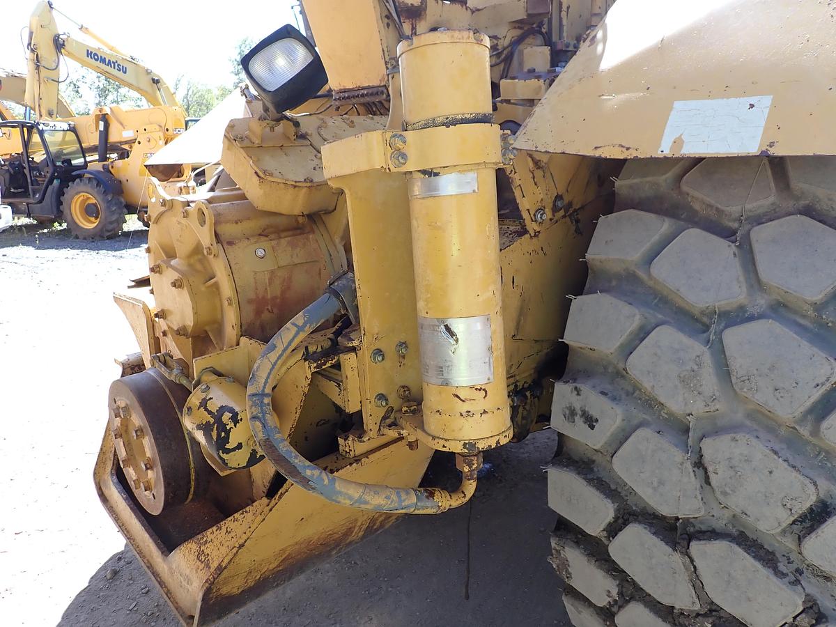 Used 1998 CAT 615C II Elevating Scraper