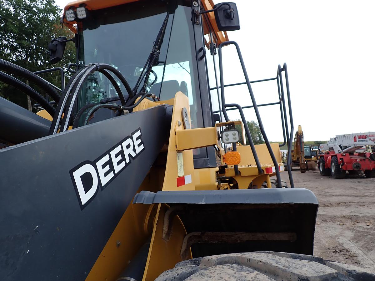 Used 2021 John Deere 724P Wheel Loader QUICK COUPLER
