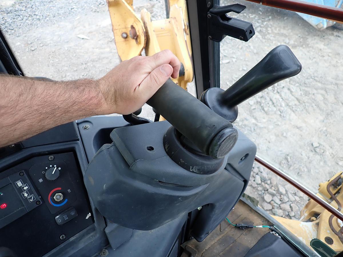 Used 2010 John Deere 410J Loader Backhoe 1100 HOURS!