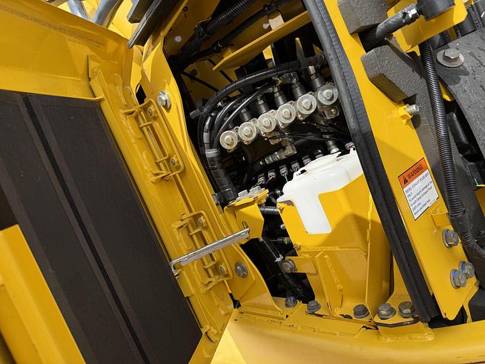 Used Komatsu Pc238