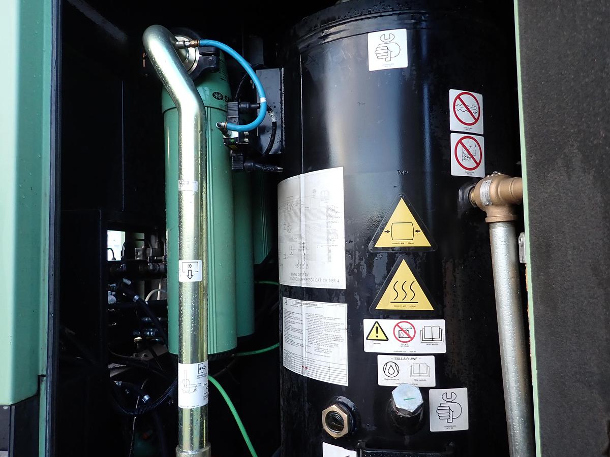 Used 2015 Sullair 900CH/AFDTQ-CA4 900 CFM Air Compressor