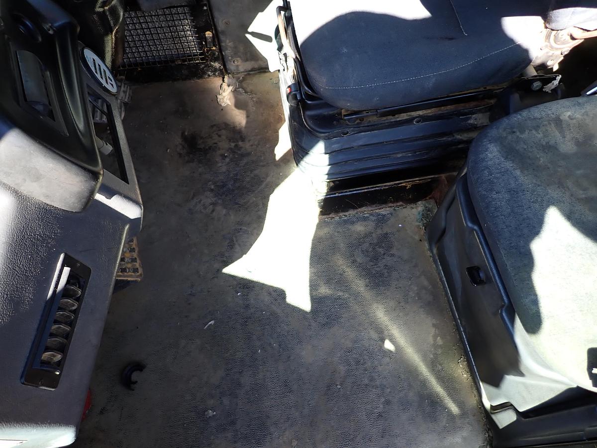 Used 2004 CAT 735 Articulated Haul Truck