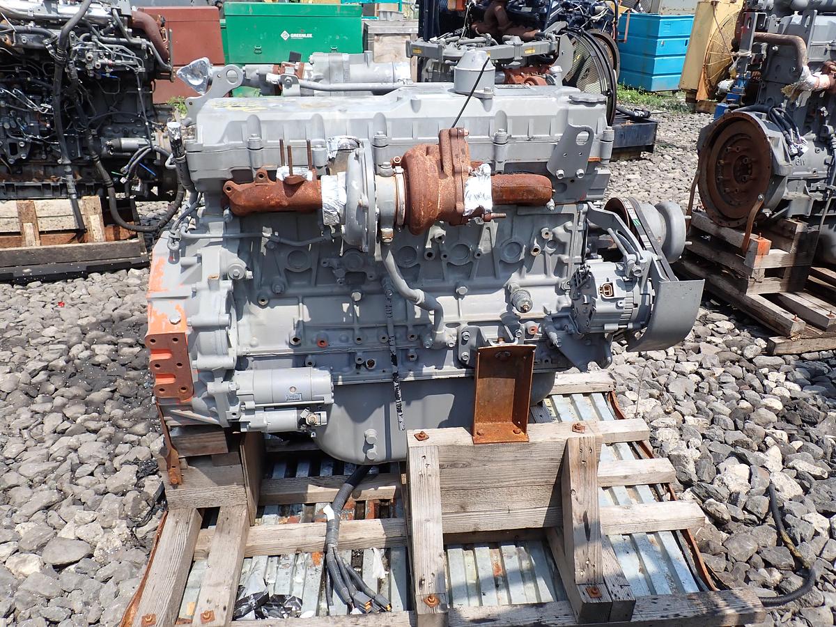 Used 2010 Isuzu 6HK1-XYGD-03 Diesel Engine