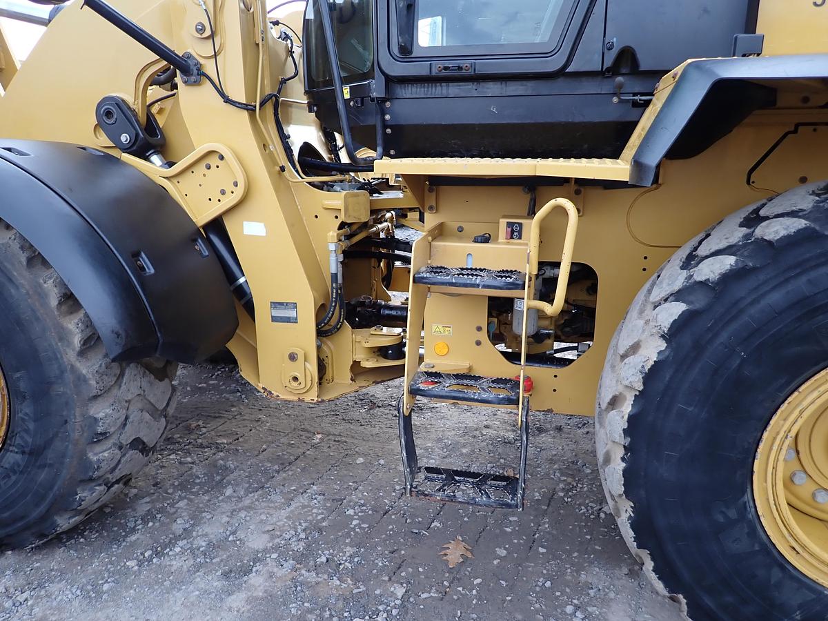 Used 2019 CAT 938M Wheel Loader 