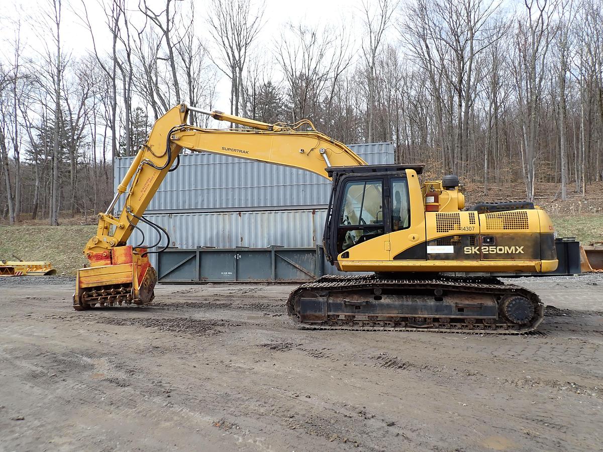 Used 2004 Supertrak SK250MX Forestry Mulcher FECON 