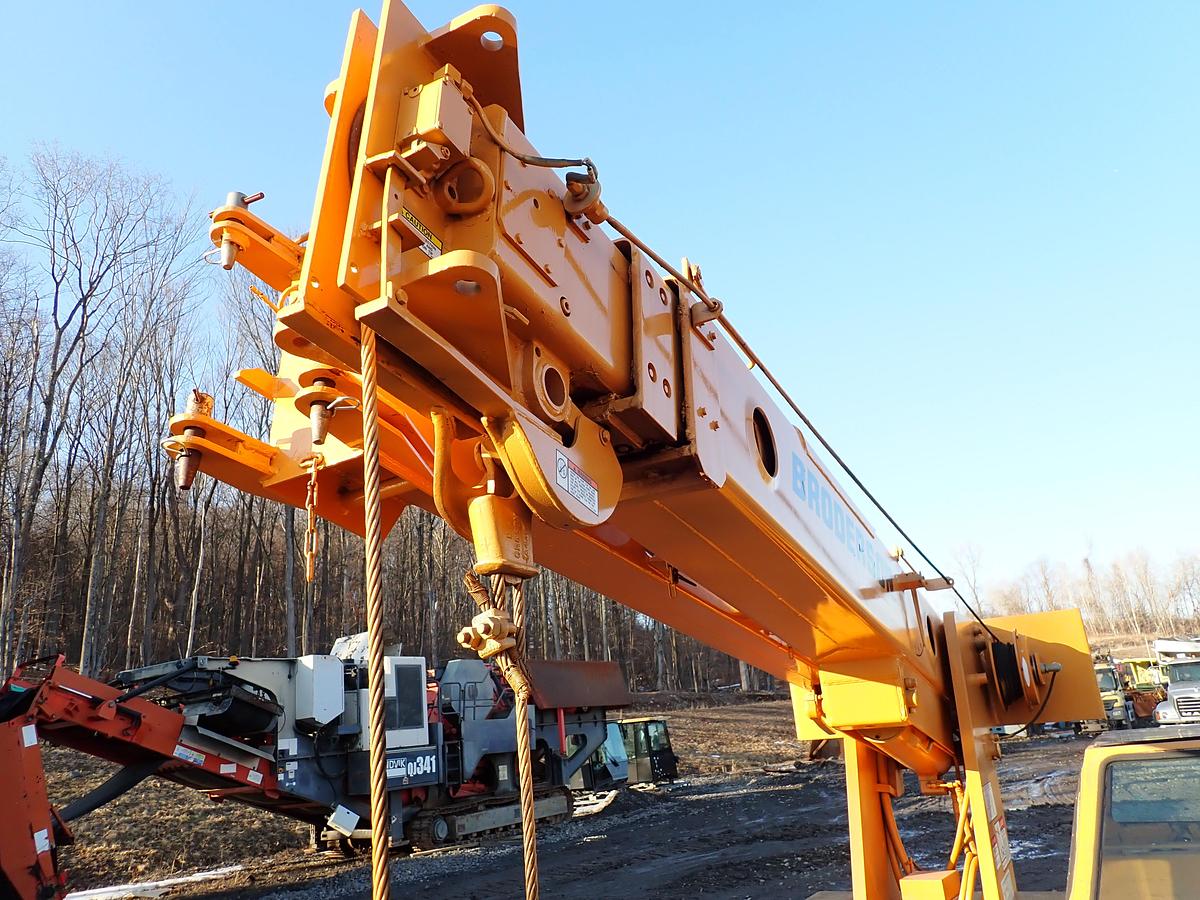 Used 1989 Broderson IC80-1D Carry Deck Crane