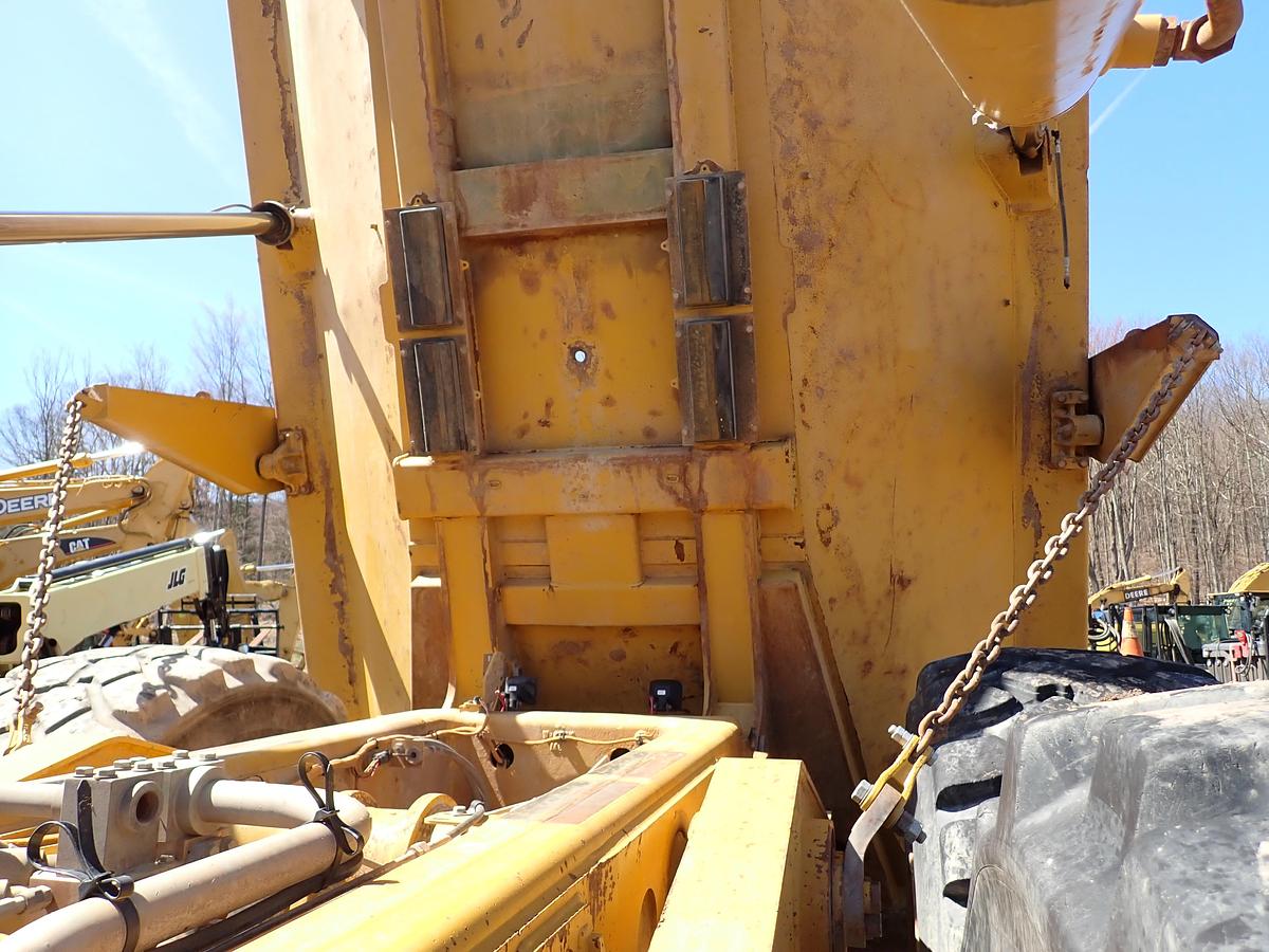 Used 2012 CAT 740B Articulated Haul Truck w/ TAILGATE