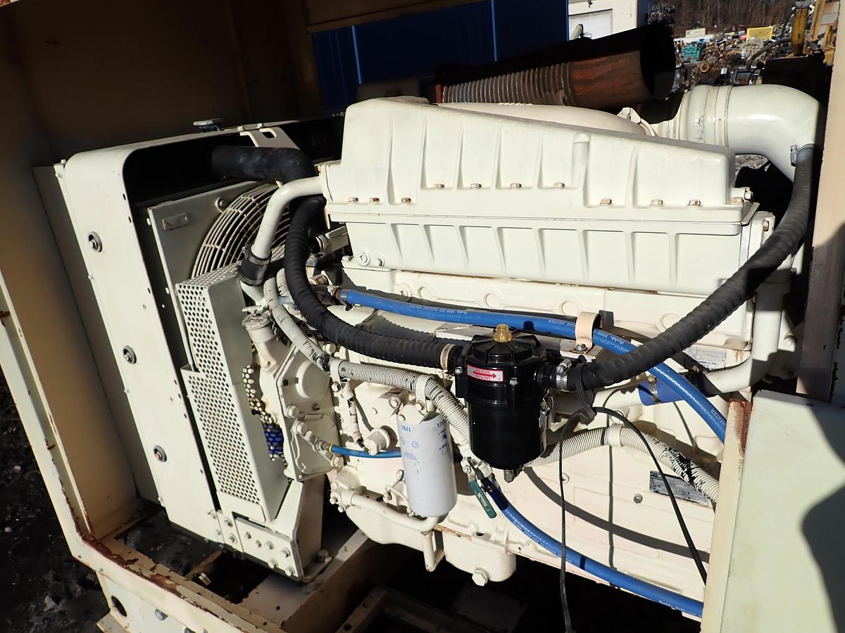 Used 1987 CAT SR4 200 KW Generator 657 HOURS!