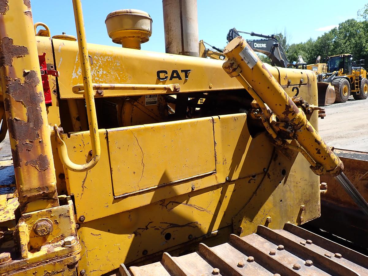 Used 1978 CAT D5B Crawler Dozer WINCH