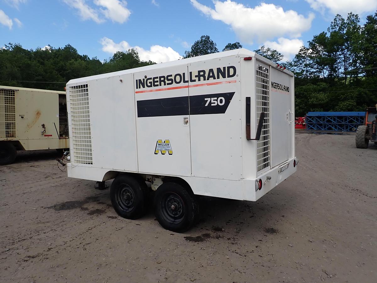 Used 1986 Ingersoll Rand P750WCU 750 CFM Air Compressor