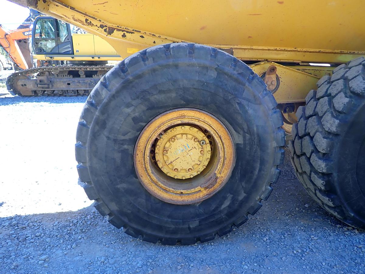 Used 2004 CAT 735 Articulated Haul Truck