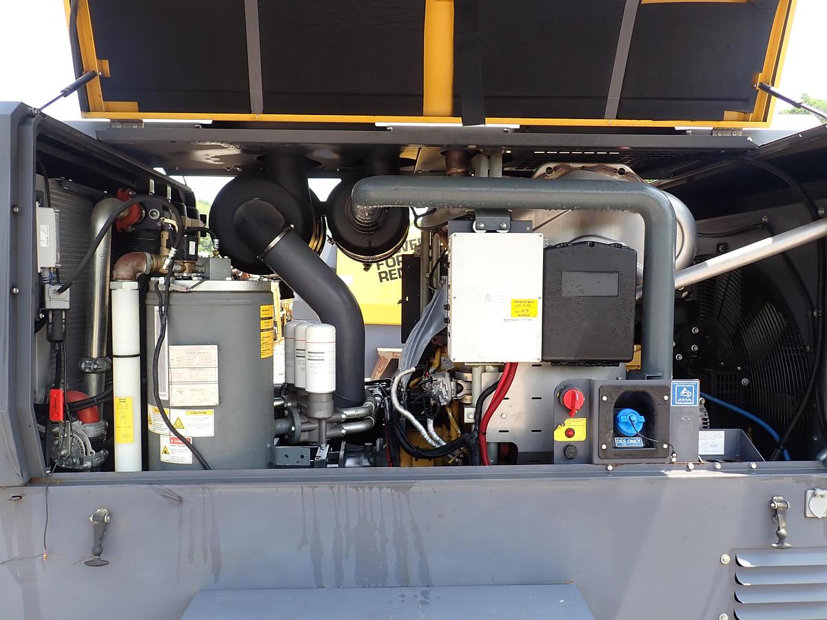 Used 2019 Atlas Copco XAS950CD8 950 CFM Air Compressor 1453 HOURS!