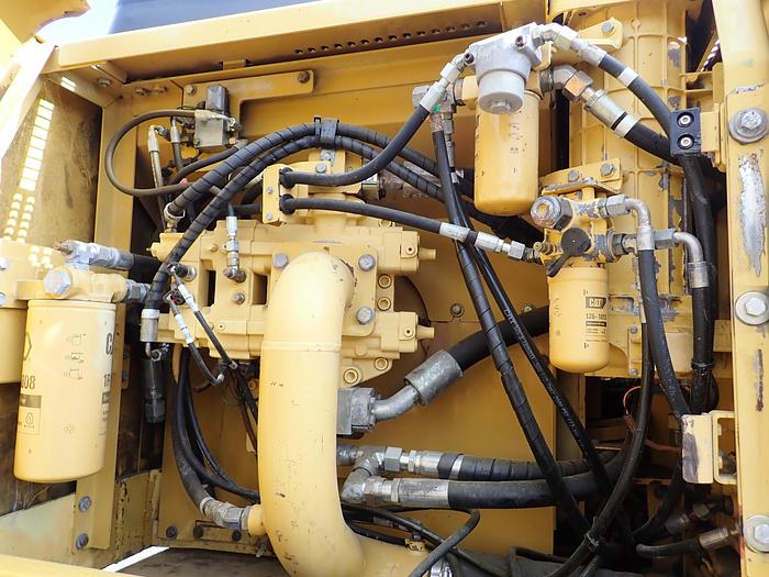 Used 2003 CAT 330CL Hydraulic Excavator