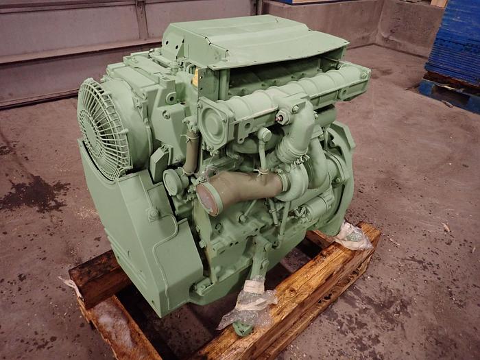 DEUTZ BF4L1011 Turbo Diesel Engine UNUSED!