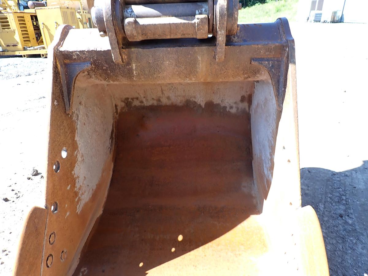 Used 2004 CAT 330CL Hydraulic Excavator
