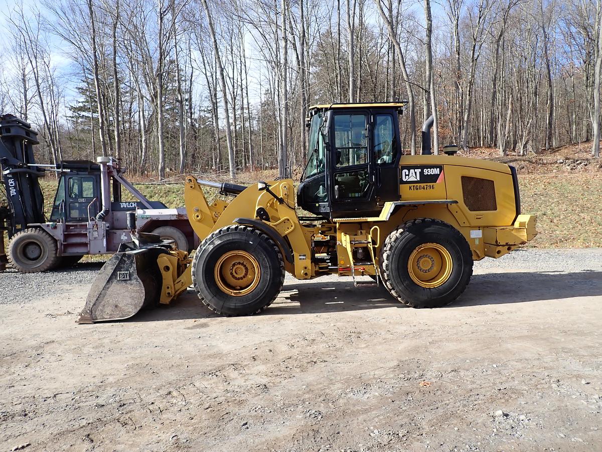 Used 2019 CAT 930M Wheel Loader