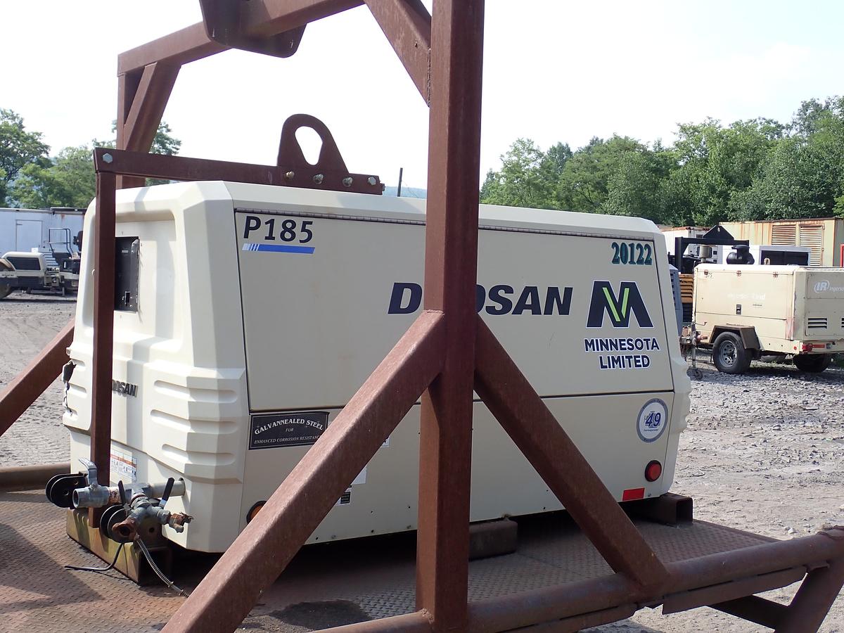 Used 2013 Doosan P185WJD-T4I 185 CFM Air Compressor 224 HOURS!