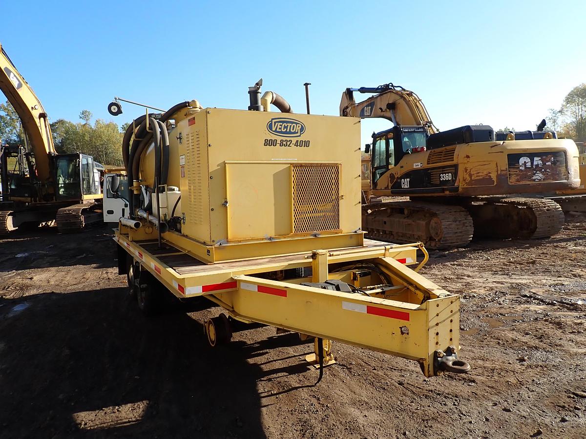 Used 2002 Vector 09007 Vacuum Excavator HI-RAIL GEAR!