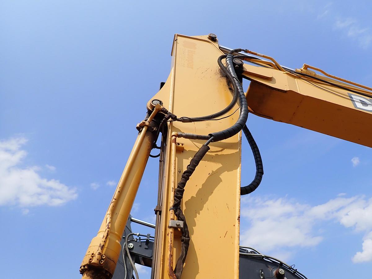 Used 2004 John Deere 160C LC Hydraulic Excavator Q/C Aux. Hydraulics