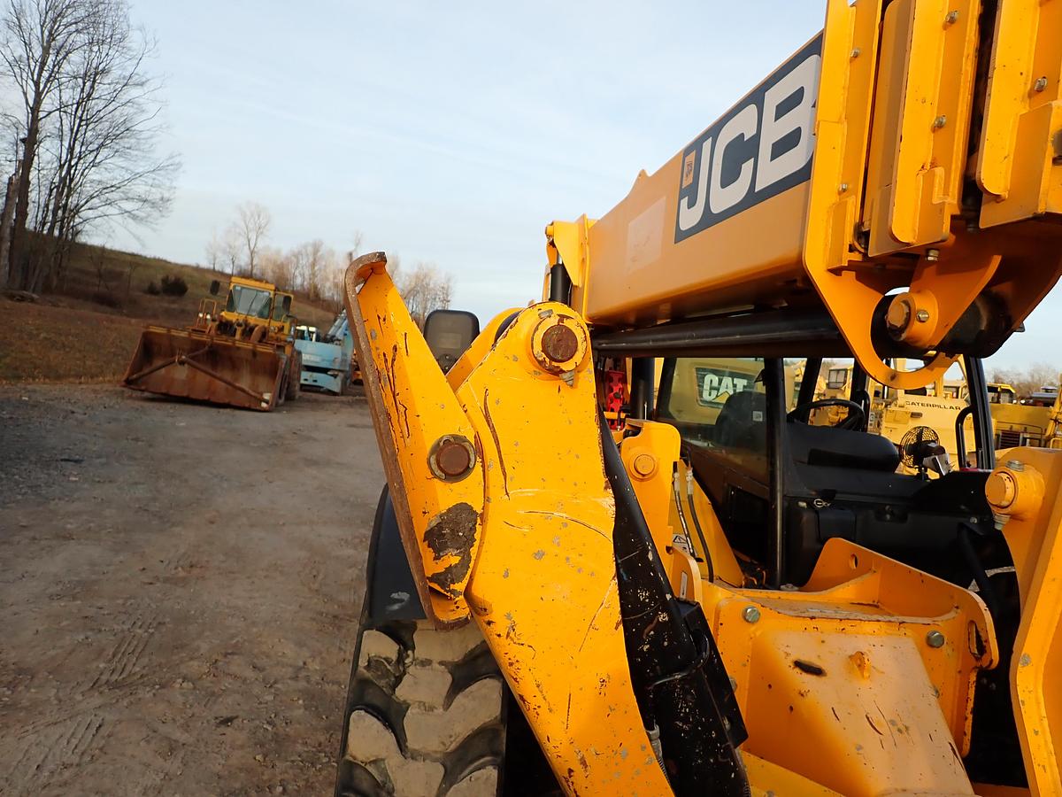 Used 2019 JCB 510-56 10K Telehandler 3200 HOURS