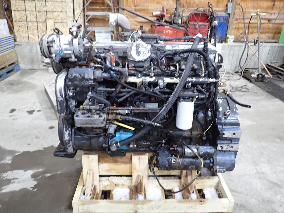 Used 2004 Cummins ISL 330 Diesel Engine CPL 8458 CM850
