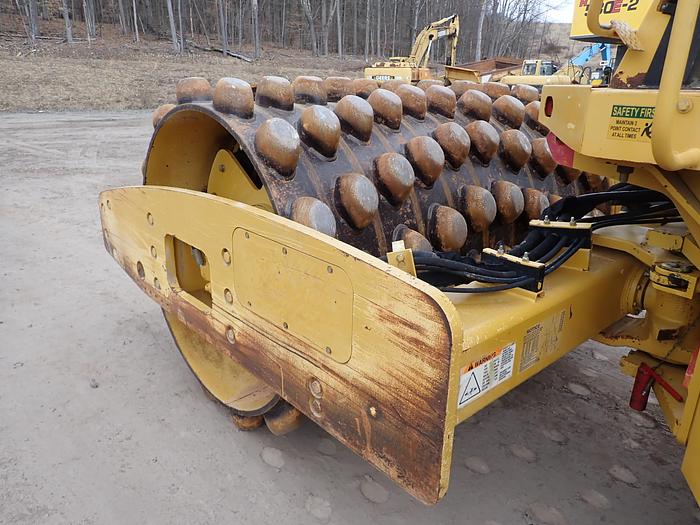 Used 2007 CAT CP-563E Padfoot Compactor