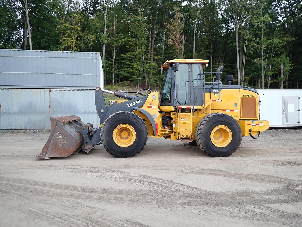 Used 2021 John Deere 724P Wheel Loader QUICK COUPLER