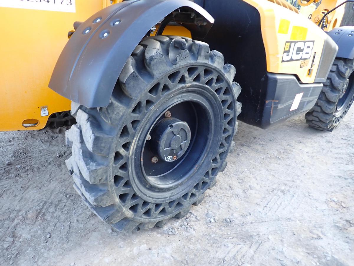 Used 2018 JCB 510-56 10K Telehandler 3500 HOURS