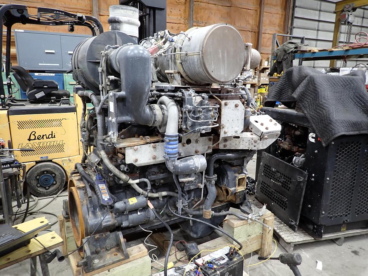 Used 2012 Komatsu SAA6D140E-6 Diesel Engine WA500-7 LOADER