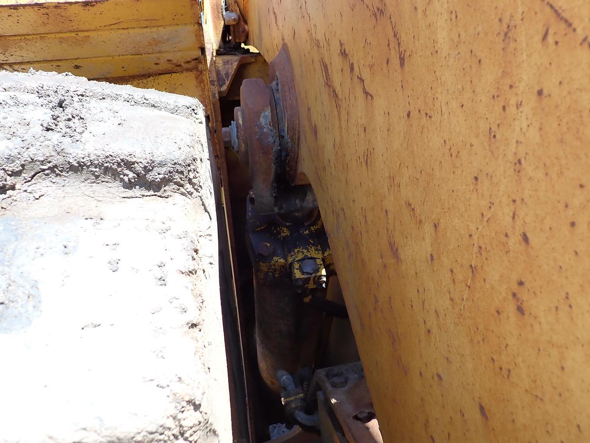 Used 1977 CAT 988B Wheel Loader