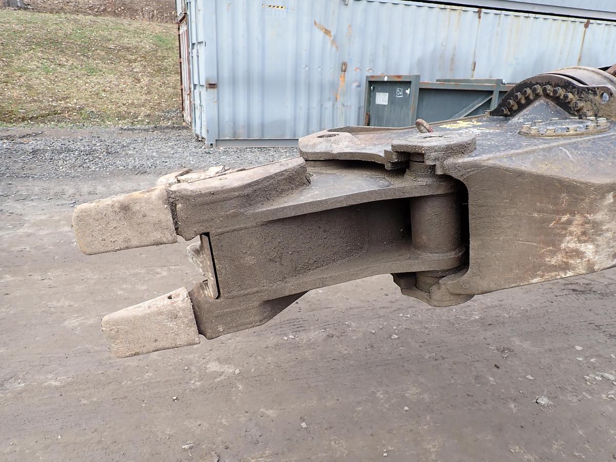 Used 2016 CAT MP318 Multiprocessor Concrete Shear