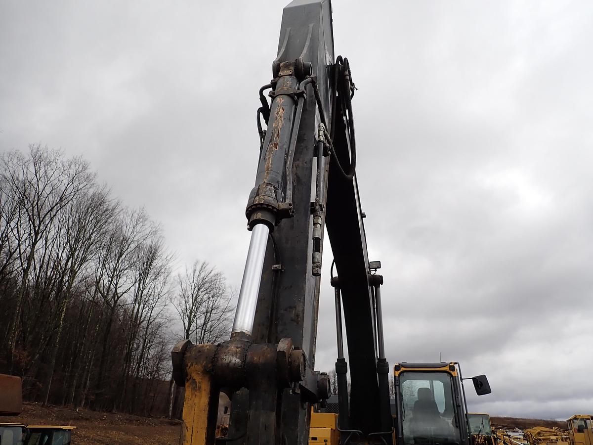 Used 2020 John Deere 300G LC Hydraulic Excavator