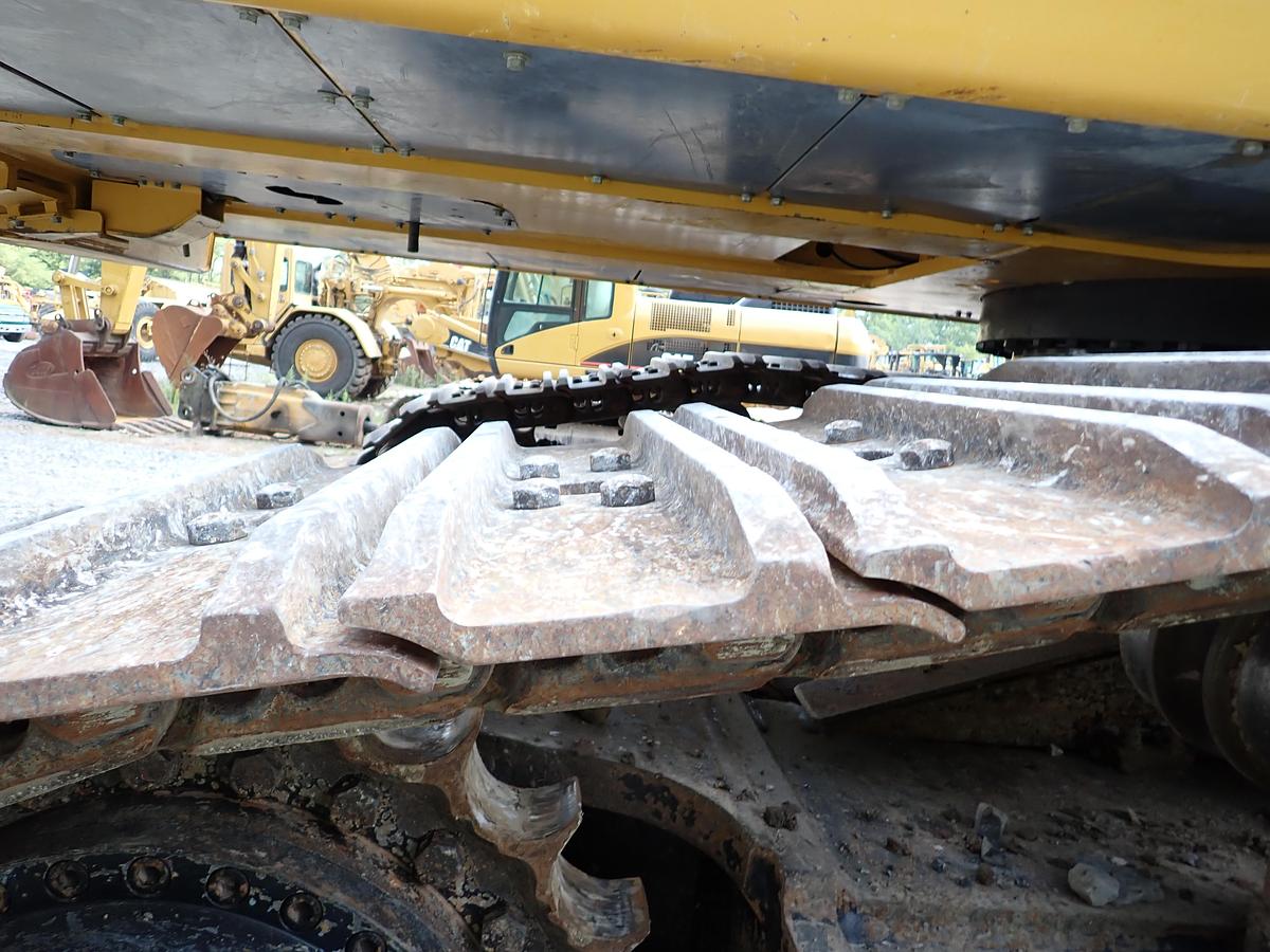 Used 2021 John Deere 870G LC Hydraulic Excavator MASS EXCAVATING BOOM