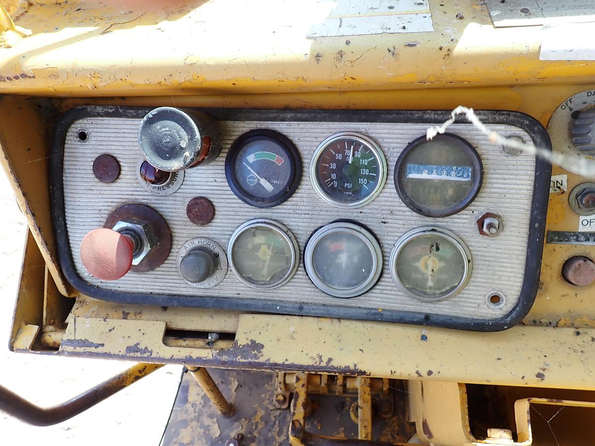 Used CAT 623B 8000 Gallon Water Wagon