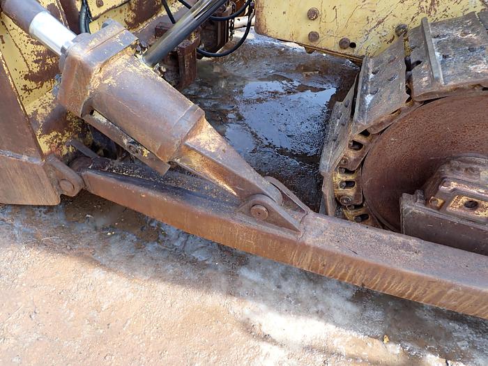 Used 1982 CAT D5B Crawler Dozer w/ CAB & WINCH 