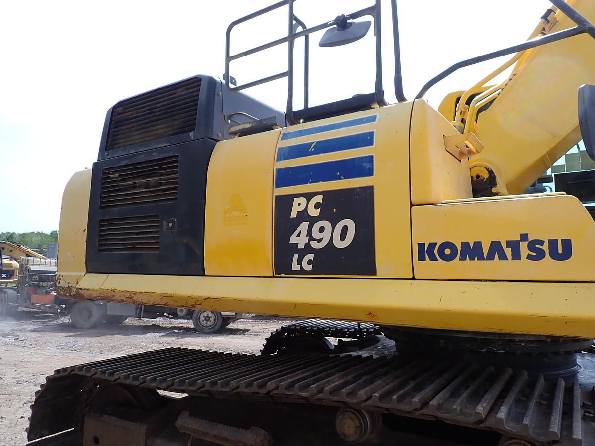 Used 2013 Komatsu PC490LC-10 Excavator 