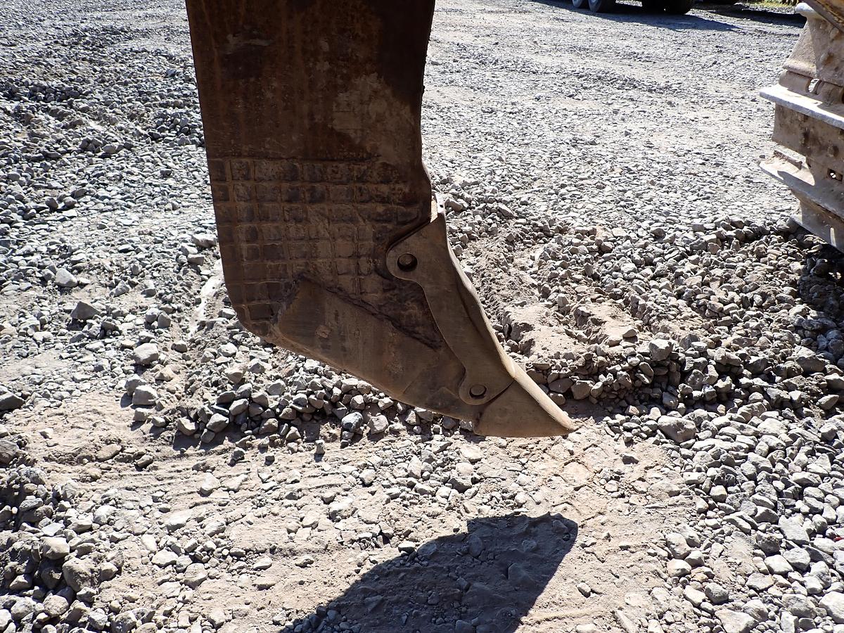 Used 1971 CAT D8H Crawler Dozer w/ RIPPER!