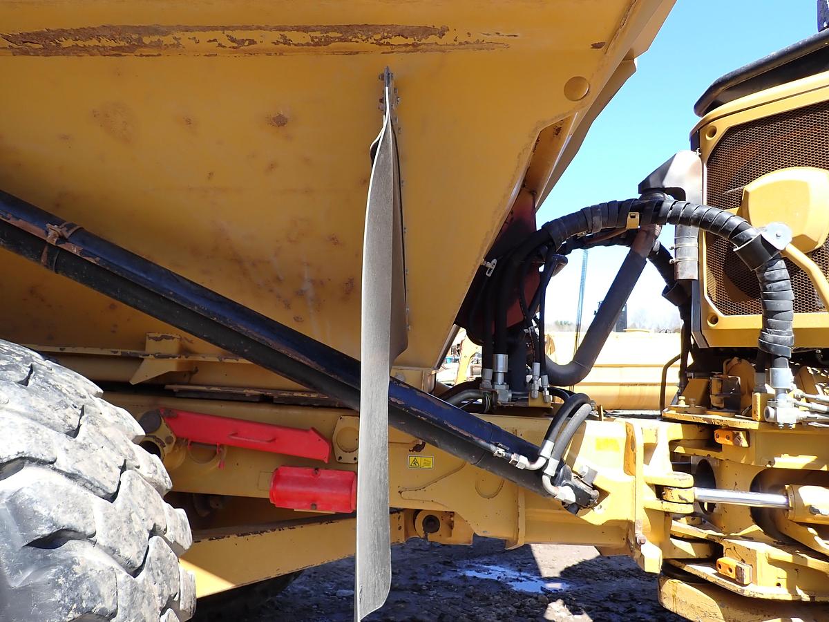 Used 2012 CAT 740B Articulated Haul Truck w/ TAILGATE