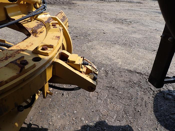 Used 2015 CAT 120M2 AWD