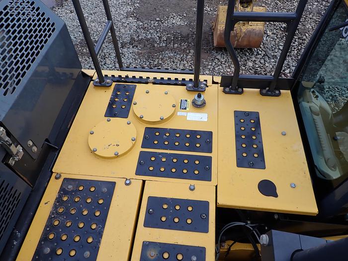 Used 2019 John Deere 470G LC Hydraulic Excavator Q/C Aux. Hydraulics