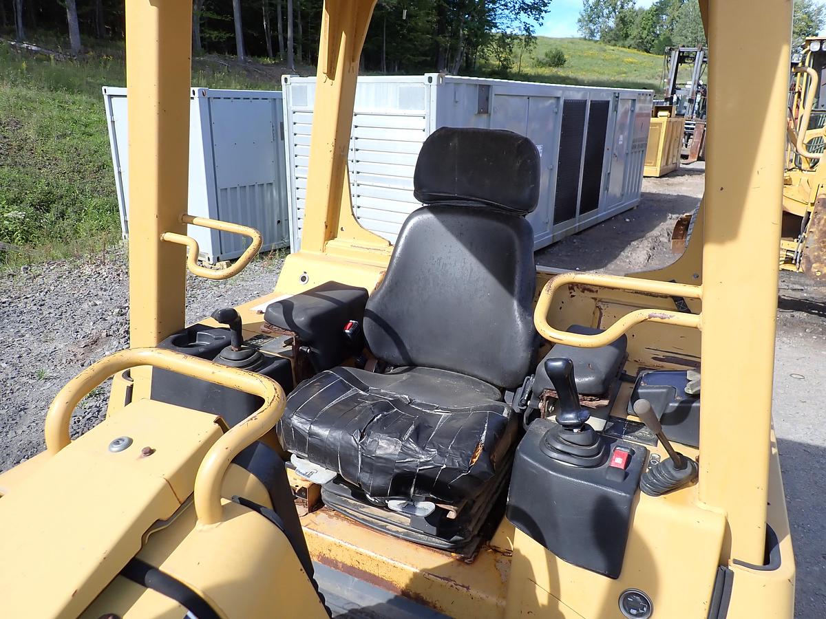 Used 2004 CAT D5G LGP Crawler Dozer