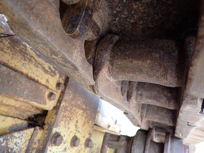 Used 1982 CAT D5B Crawler Dozer w/ CAB & WINCH 