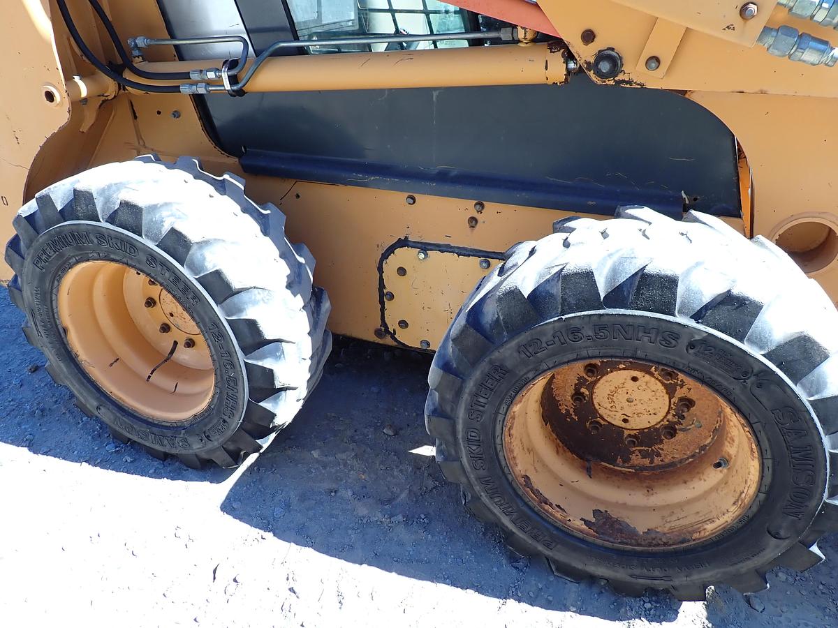 Used 2005 Case 60XT Skid Steer Loader