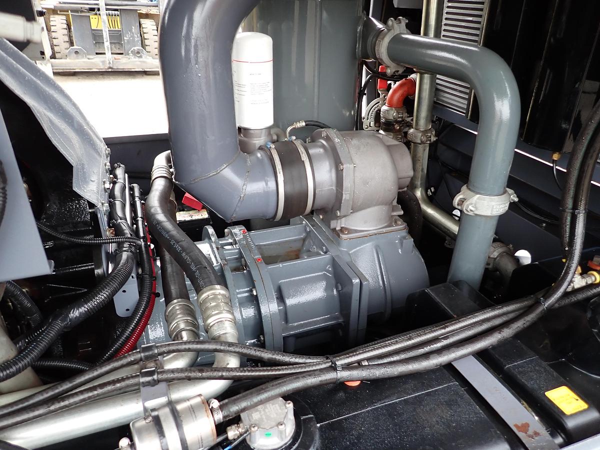 Used 2020 Atlas Copco XAS950 PD8 950 CFM Air Compressor