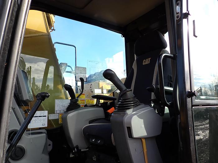 Used 2019 CAT 315F LCR