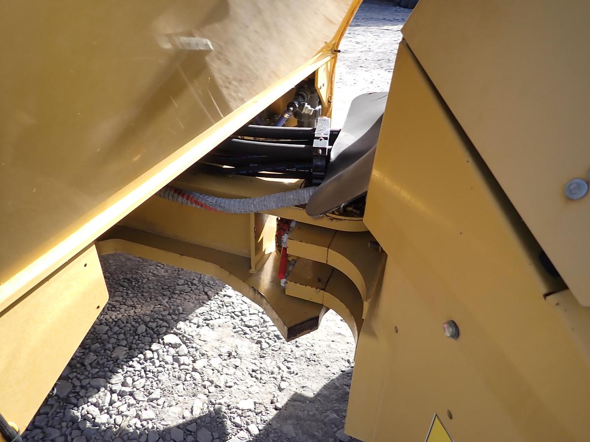 Used 2015 CAT CB64 Double Drum Roller