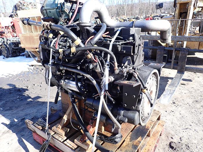 Used 2002 Cummins ISC 280 Diesel Engine CPL 2236